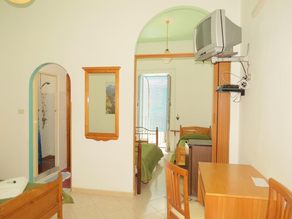 Casa Vittorio B&B Lipari  Eksteriør billede