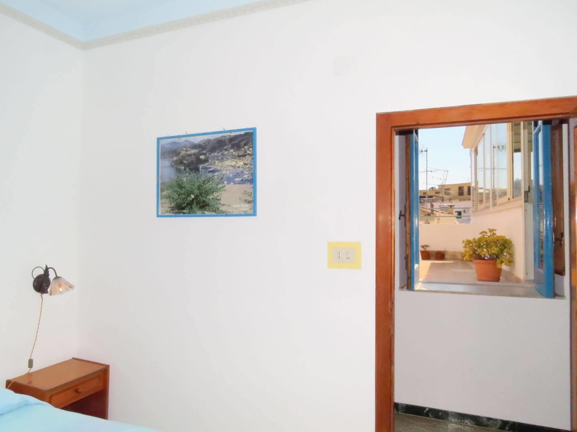 Casa Vittorio B&B Lipari  Eksteriør billede